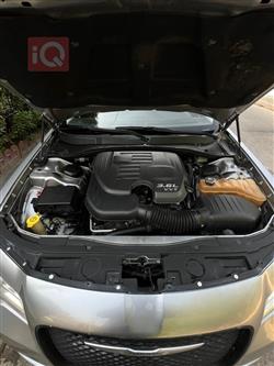 کرایسلەر 300